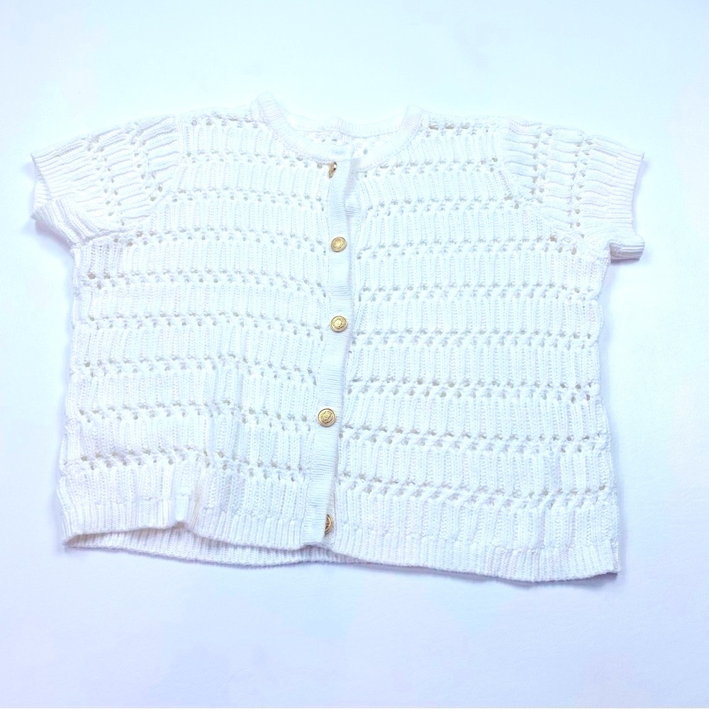White Crochet Short Sleeveeve Sweaterter With Gold Buttons Size Large